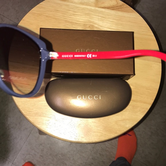 Red and Navy Blue Gucci Cat Eye Sunglasses - Picture 4 of 8